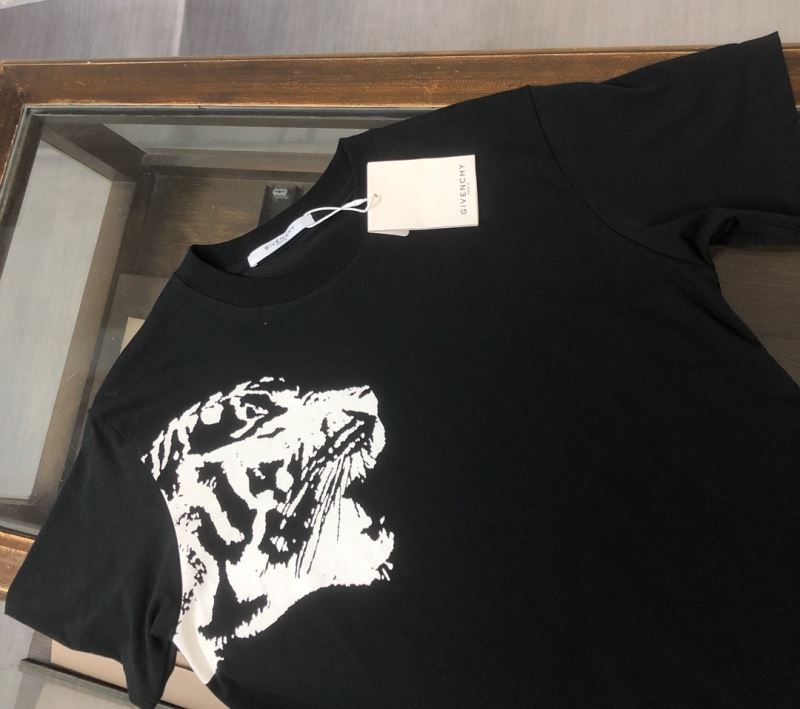 Givenchy T-Shirts